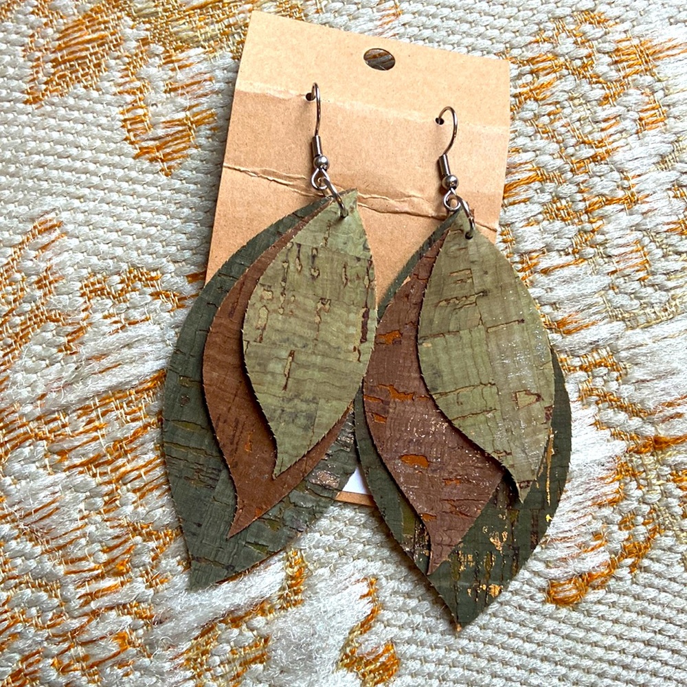 Handmade Leaf Earrings 🍃 🍂